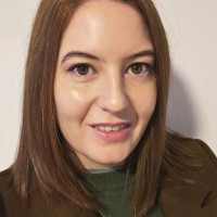 Leyla Esterhuizen, Sales & engagement